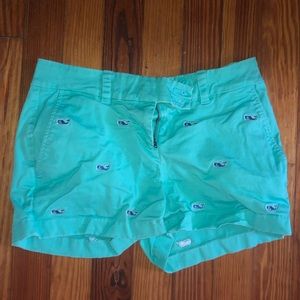 Women’s aqua Vineyard Vines shorts w/ navy whales